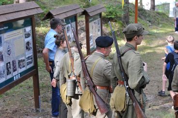 Piknik na przedwojennym poligonie Krzeczów – Więcławy zakończył realizację projektu historycznego Stowarzyszenia Historycznego Bataliony Obrony Narodowej 